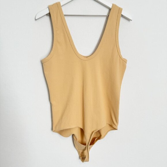 Abercrombie Ribbed Scoop Neck Wide Strap Bodysuit Casual Summer Basic Size XL - Picture 7 of 7